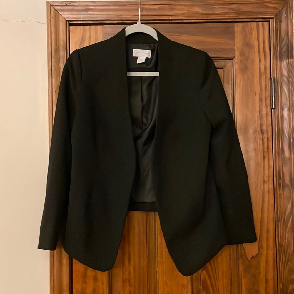 Open front maternity suit jacket